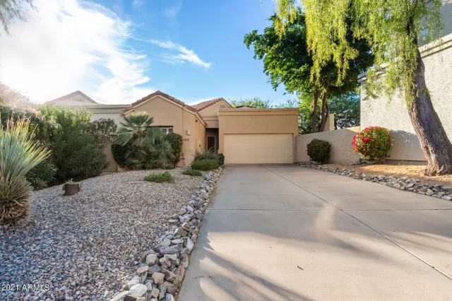 MLS: 6328503 Condo For Sale