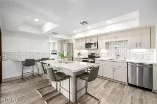 Photo #4: 6328522 Listing