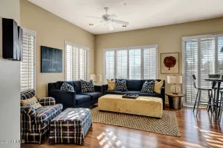 Photo #6: 6328526 Listing 