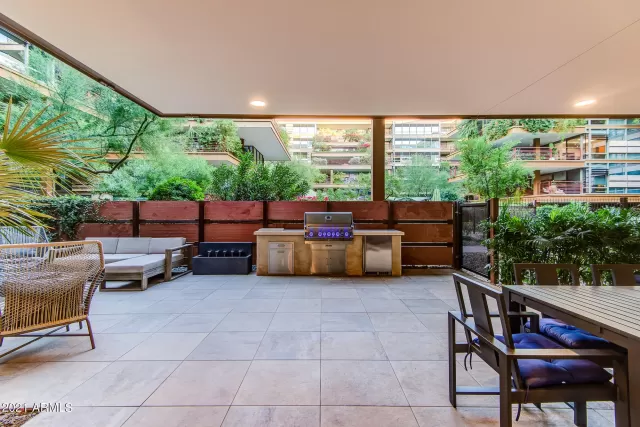MLS: 6328771 Condo For Sale