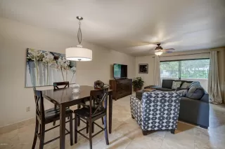 Photo #2: 6329029 Listing