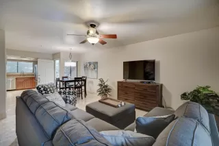 Photo #3: 6329029 Listing