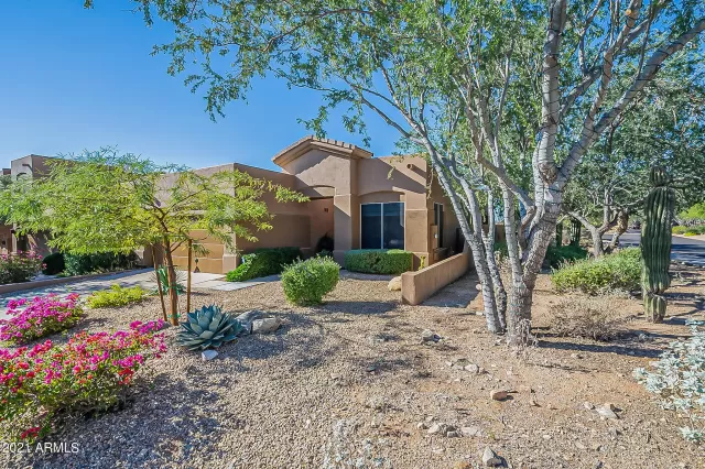 MLS: 6329602 Condo For Sale