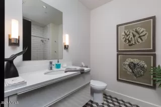 Photo #6: 6329702 Listing