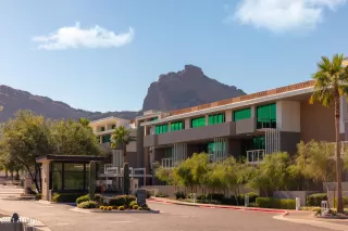 Photo #5: 6329980 Listing