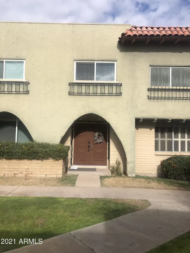 MLS: 6329999 Condo For Sale