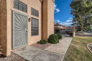 Photo #2: 6330086 Listing