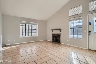 Photo #4: 6330086 Listing