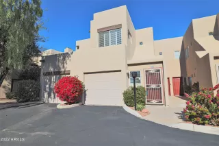 Photo #1: 6330105 Listing 