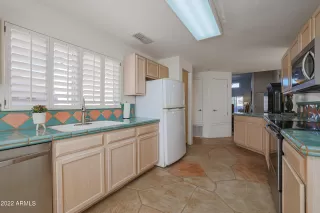 Photo #4: 6330105 Listing 