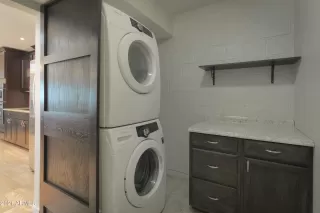 Photo #6: 6330107 Listing 