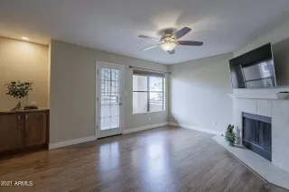 Photo #5: 6330120 Listing 