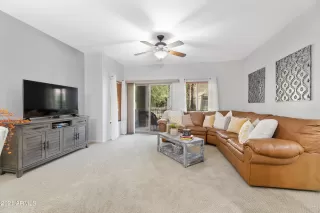 Photo #3: 6330446 Listing