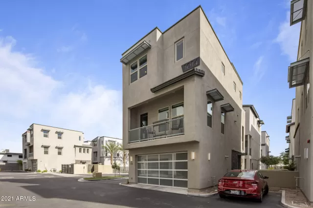 MLS: 6330520 Condo For Sale