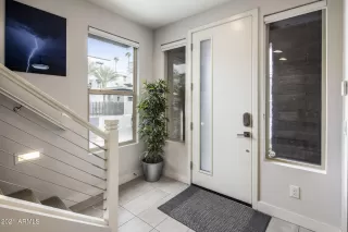 Photo #2: 6330520 Listing 