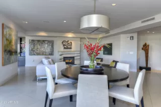 Photo #5: 6330641 Listing