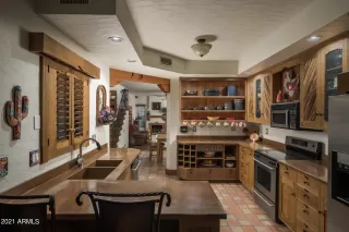 Photo #4: 6330830 Listing