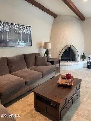 Photo #2: 6330882 Listing