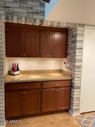 Photo #3: 6330882 Listing