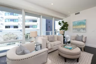 Photo #2: 6330924 Listing