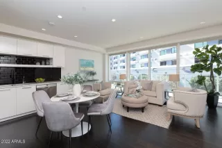 Photo #6: 6330924 Listing