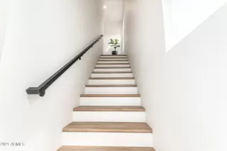 Photo #1: 6331066 Listing 