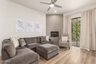 Photo #5: 6331066 Listing 