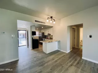 Photo #1: 6331178 Listing