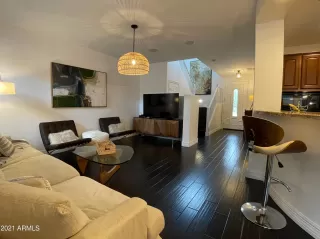 Photo #3: 6331237 Listing