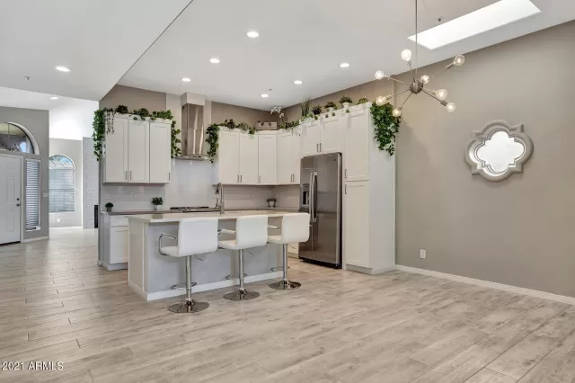 MLS: 6331531 Condo For Sale