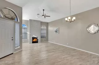 Photo #4: 6331531 Listing