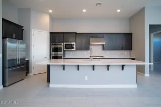 Photo #3: 6331543 Listing