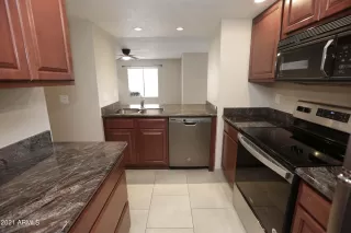 Photo #5: 6331703 Listing 