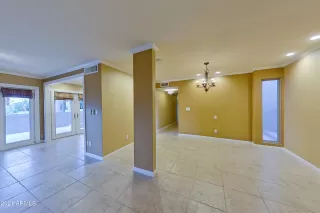 Photo #6: 6331812 Listing