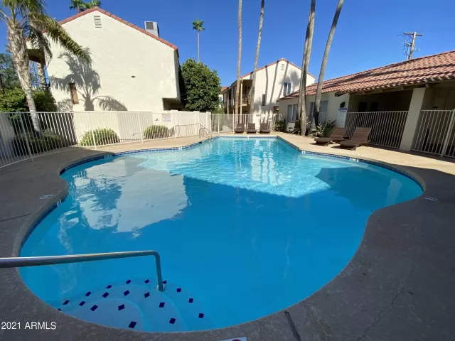 MLS: 6332008 Condo For Sale