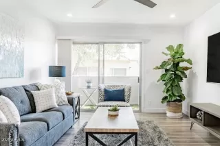 Photo #3: 6332064 Listing