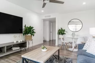 Photo #4: 6332064 Listing