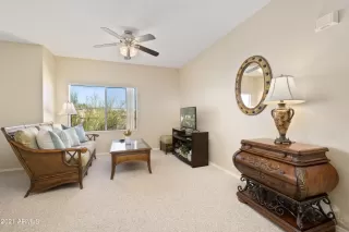 Photo #5: 6332650 Listing 