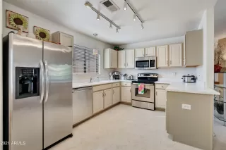 Photo #3: 6332921 Listing 