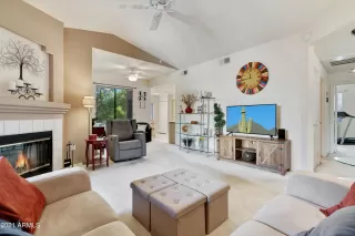 Photo #4: 6332921 Listing 