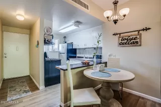 Photo #2: 6333145 Listing