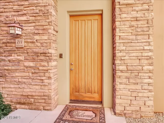 MLS: 6333225 Condo For Sale