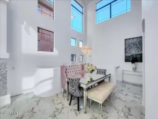 Photo #4: 6333225 Listing