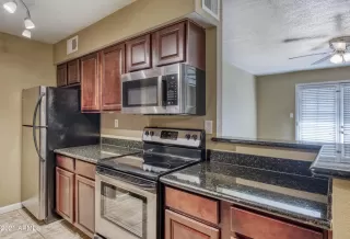 Photo #6: 6333287 Listing