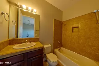 Photo #6: 6333291 Listing