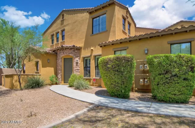 MLS: 6333368 Condo For Sale