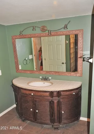 Photo #2: 6333399 Listing