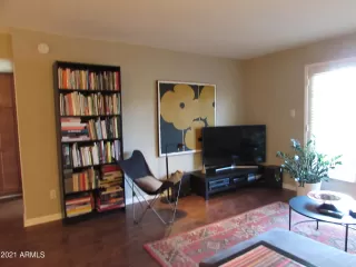 Photo #6: 6333509 Listing