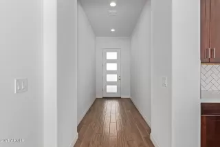 Photo #3: 6333572 Listing