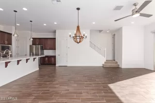 Photo #5: 6333572 Listing